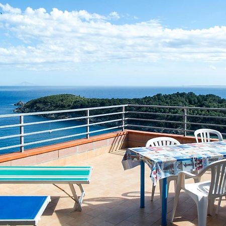 Villa La Terrazza Sul Mare - Goelba Fetovaia Eksteriør billede