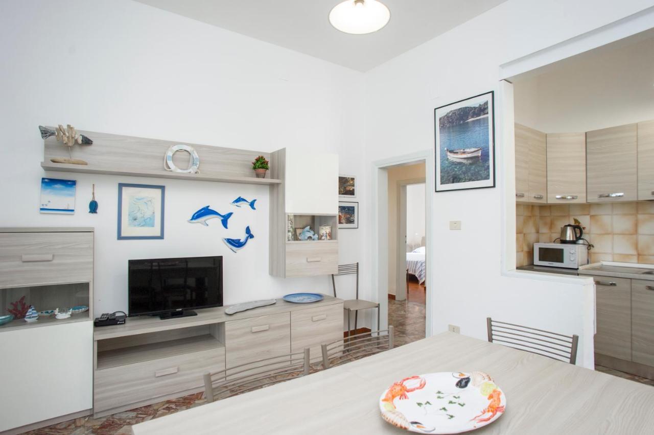Villa La Terrazza Sul Mare - Goelba Fetovaia Eksteriør billede