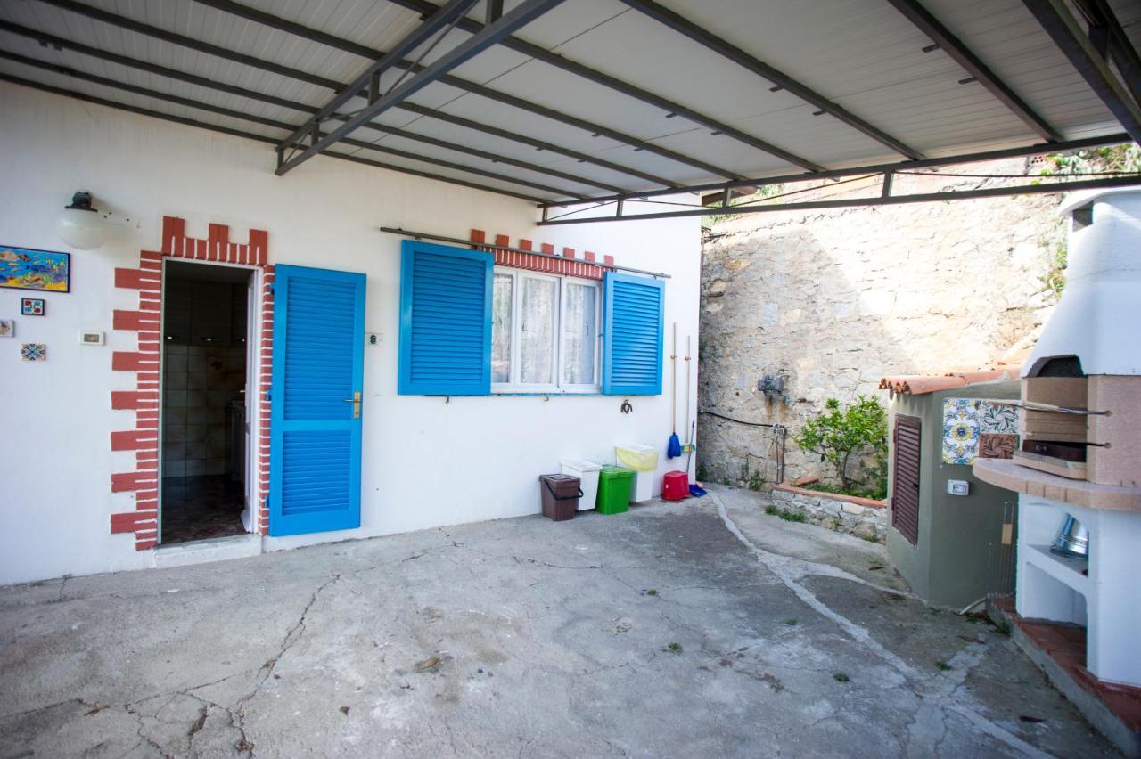 Villa La Terrazza Sul Mare - Goelba Fetovaia Eksteriør billede